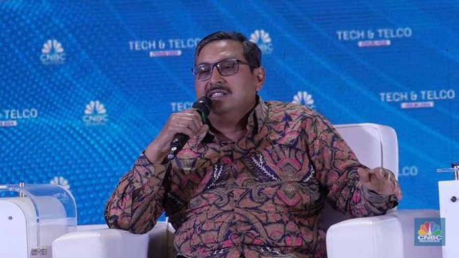 Dirjen Sumber Daya dan Perangkat Pos dan Informatika Kominfo, Ismail MT dalam Tech & Telco Forum 2024 di Menara Bank Mega, Jakarta, Jumat (5/7/2024). (CNBC Indonesia/Muhammad Sabki)