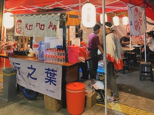 Ini 5 Warung Makan Tenda Kaki Lima yang Viral di Tebet