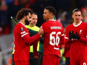 Dear, Liverpool... Kapan Kasih Kontrak Baru ke Salah, Van Dijk, Trent?