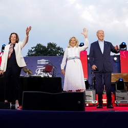 Panas! Kamala Didesak Gulingkan Biden dari Presiden, Pakai Amademen 25