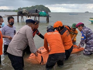 3 Hari Hilang, ABK Kapal Jatuh di Muara Sungai Tangka Sinjai Ditemukan Tewas