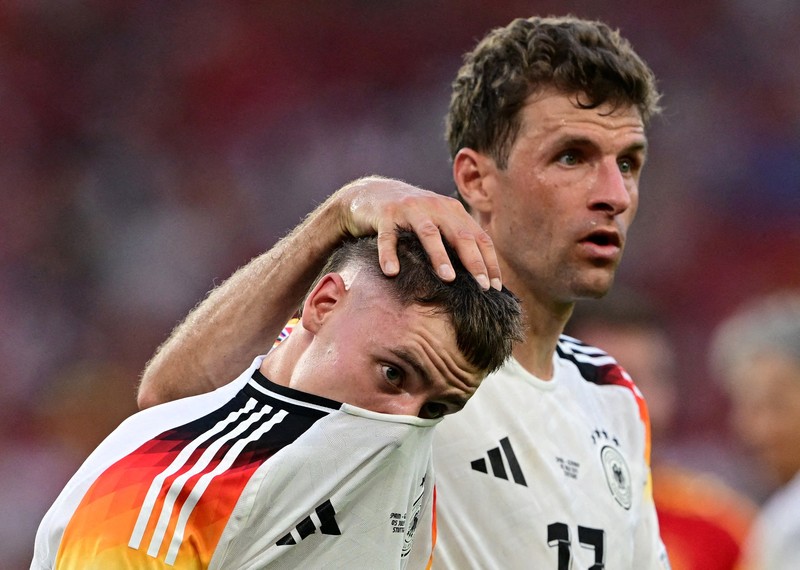 SOCCER-EURO-ESP-GER/REPORT Soccer Football - Euro 2024 - Quarter Final - Spain v Germany - Stuttgart Arena, Stuttgart, Germany - July 5, 2024 Germany's Manuel Neuer looks dejected after the match REUTERS/Heiko Becker TPX IMAGES OF THE DAY