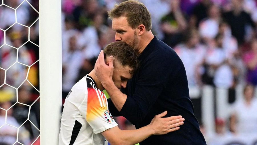 Soccer Football - Euro 2024 - Quarter Final - Spain v Germany - Stuttgart Arena, Stuttgart, Germany - July 5, 2024 Germany's Manuel Neuer looks dejected after the match REUTERS/Heiko Becker     TPX IMAGES OF THE DAY