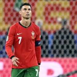Cristiano Ronaldo Dijadwalkan Kunjungi Kupang NTT, Ini Agendanya