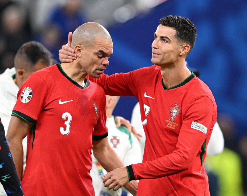 SOCCER-EURO-POR-FRA/REPORT Soccer Football - Euro 2024 - Quarter Final - Portugal v France - Hamburg Volksparkstadion, Hamburg, Germany - July 5, 2024 Portugal's Cristiano Ronaldo looks dejected after missing a chance to score REUTERS/Annegret Hilse TPX IMAGES OF THE DAY