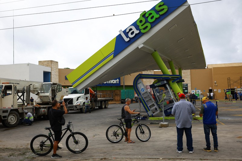 STORM-BERYL/MEXICO Palm trees sway as Tropical Storm Beryl advances, in Progreso, Mexico, July 5, 2024. REUTERS/Lorenzo Hernandez