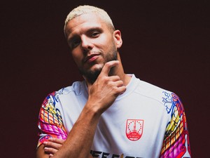 Usai Pisah dengan Messidoro, Persis Solo Gaet Karim Rossi