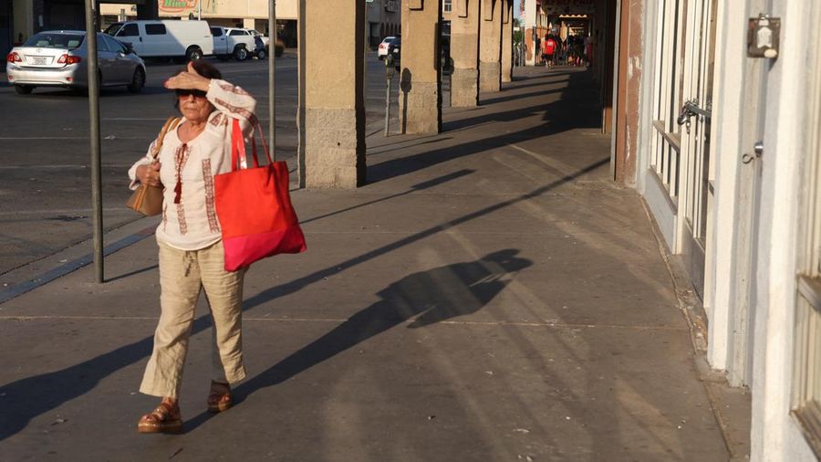 Cuaca sangat panas di Calexico, California, Amerika Serikat (AS), Minggu (7/7/2024). (REUTERS/Zoe Meyers)
