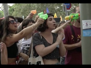 Warga Barcelona Marah, Turis-Turis Ditembaki dengan Pistol Air, Diusir Pulang