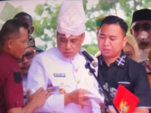 Wagub Sulteng Mamun Nyaris Pingsan Saat Pidato HUT Banggai, Dilarikan ke RS