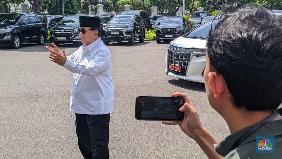 Presiden terpilih 2024-2029, Prabowo Subianto di Istana Negara, Jakarta, Senin (8/7/2024). (վ/Emir)
