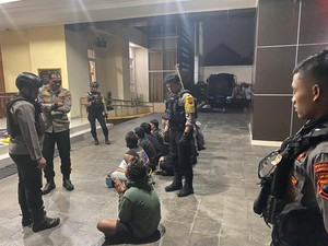 Nekat Konvoi hingga Nyaris Tabrak Polisi di Solo, 12 Oknum Pesilat Diamankan