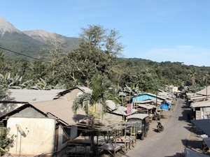 2.336 Rumah Warga Terdampak Erupsi Lewotobi Dapat Bantuan Rp 800 Juta