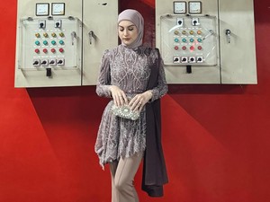 Irish Bella Prihatin tapi Lega Ammar Zoni Divonis 3 Tahun Penjara