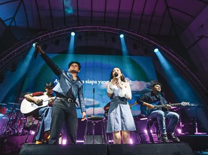 Juicy Luicy dan Adrian Khalif Bawa Kejutan di Konser Untuk Korban Sakit Hati Jakarta