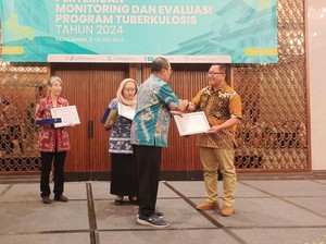 Pemprov Papua Tengah Raih Penghargaan Program TBC Terbaik dari Kemenkes