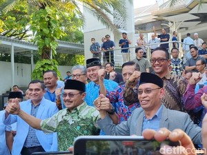 Unair Kembalikan Jabatan Dekan FK ke Prof BUS!