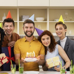 75 Ucapan Ulang Tahun Bahasa Inggris untuk Semua Kalangan