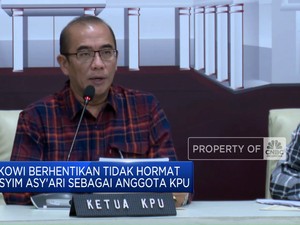 Video: Jokowi Berhentikan Tidak Hormat Hasyim Asy'ari Dari Anggota KPU