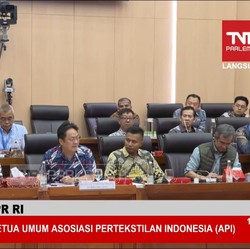 Dilanda PHK Massal-Pabrik Berguguran, DPR Panggil Pengusaha Tekstil
