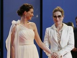 Video Meryl Streep-Anne Hathaway Comeback di 'The Devil Wears Prada 2' Video Meryl Streep-Anne Hathaway Comeback di 'The Devil Wears Prada 2'