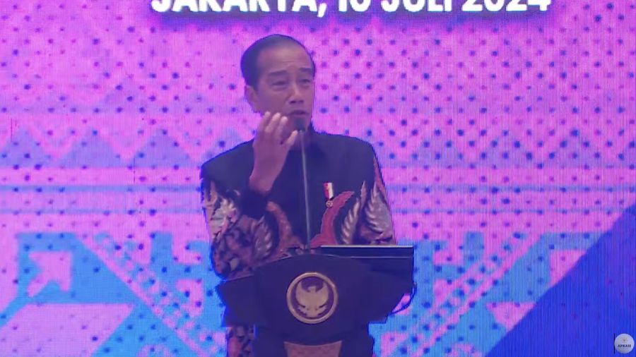 Presiden Jokowi Resmikan Pembukaan Rakernas XVI APKASI, Jakarta, Rabu (10/7/2024). (Tangkapan Layar Youtube APKASI)