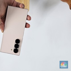Fitur AI di Galaxy Z Fold6 | Z Flip6 Lebih Banyak Dibanding Pesaingnya