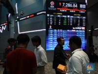 Catatan Bursa Saham 2024: Pernyataan Prabowo-Aturan Penuh Kontroversi
