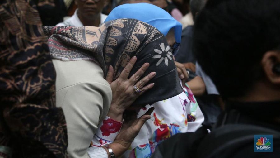 Majelis Hakim Pengadilan Tindak Pidana Korupsi Jakarta menjatuhkan pidana terhadap terdakwa mantan Menteri Pertanian Syahrul Yasin Limpo pidana penjara 10 tahun dan denda sejumlah Rp 300 juta dalam tindak pidana pemerasan dan gratifikasi di lingkungan Kementerian Pertanian di Pengadilan Tipikor Jakarta, Kamis (11/7/2024). (CNBC Indonesia/Muhammad Sabki)
