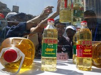 Geger Skandal Minyak Goreng China, Susu Melamin sampai Bir Kencing