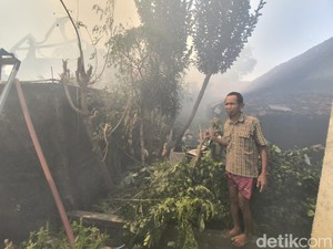 Dugaan Pemicu Kebakaran Pabrik Spons di Gresik, Bakar Sampah Lalu Ditinggal