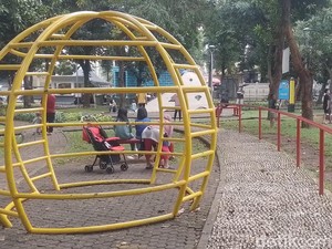 Taman Tangkuban Perahu: Sederhana namun Bikin Warga Bahagia