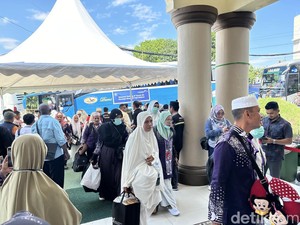 852 Jemaah Haji Asal Bone Tiba di Tanah Air, 1 Orang Wafat