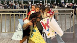 Momen Haru Jennifer Bachdim Lepas Anak Naik Pesawat Sendiri dari Bali ke Belanda