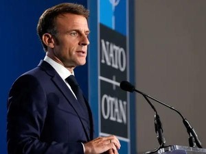 Biden Salah Sebut Presiden Ukraina Putin, Macron Bilang Gini