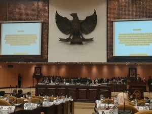 Mic LaNyalla Direbut di Paripurna DPD RI, tapi Palu Bisa Diamankan!