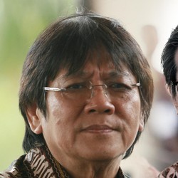 Prajogo Pangestu vs Anthony Salim: Siapa 'Jagoan' Akusisi?