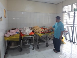 6 Korban Tewas Laka Maut Minibus Vs Tronton di Tol Boyolali, 2 Balita
