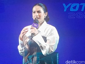 Maudy Ayunda Sebut Pendidikan buat Perempuan Tak Pernah Buang-buang Waktu