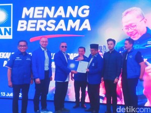PAN Resmi Usung Maulana dan Sepupu Zumi Zola di Pilwako Jambi