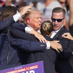 Donald Trump Buka Suara Pasca Penembakan, Bilang Begini