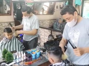 Jasa Potong Rambut di Kota Pasuruan Laris Manis Jelang Awal Masuk Sekolah