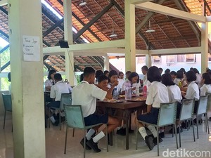 SMA Bali Mandara Kembali Berasrama, 150 Siswa Baru Ikuti MPLS