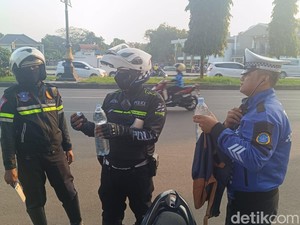 Terjaring Operasi Patuh di Bogor, 2 Pelajar Tak Berhelm Ketahuan Bawa Ciu