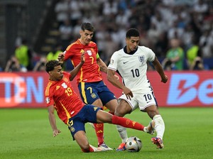 Alot! Spanyol Vs Inggris Imbang di Babak Pertama