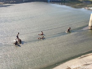 Surfing di Bendung Pleret BKB Semarang Ternyata Bahaya, Petugas: Bukan Wisata