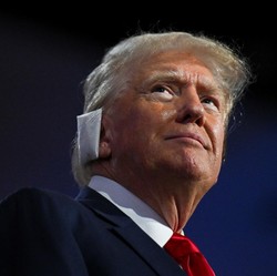 Google Blak-blakan Iran Biang Kerok Serangan ke Donald Trump