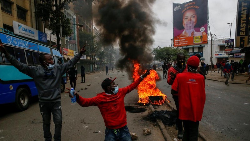 Demonstrasi menuntut Presiden Kenya William Ruto mundur berlangsung ricuh. (REUTERS/Thomas Mukoya)