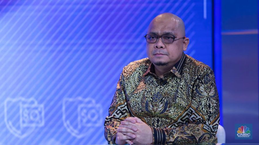 Direktur Eksekutif Asosiasi Asuransi Syariah Indonesia (AASI) Erwin Noekman, dalam Insurance Forum pada Selasa (16/7/2024). (վ/Tias Budiarto)