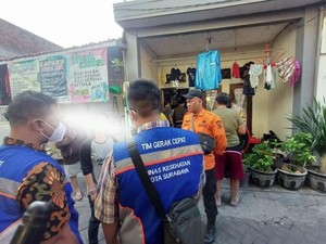 Bayi Perempuan Dibuang di Rumah Warga Surabaya, Pelaku Tinggalkan Surat